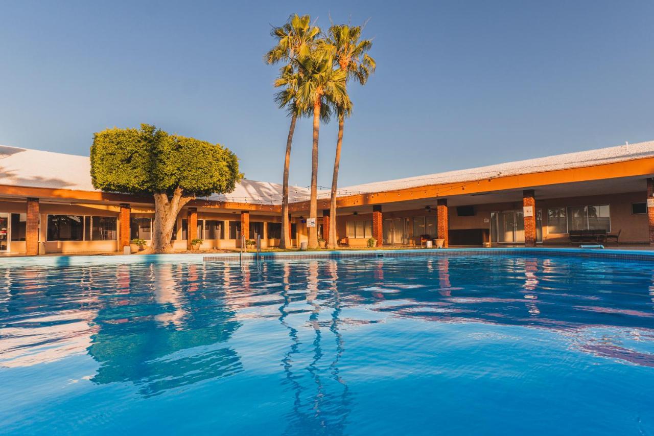 El Camino Hotel & Suites Heroica Caborca Eksteriør billede