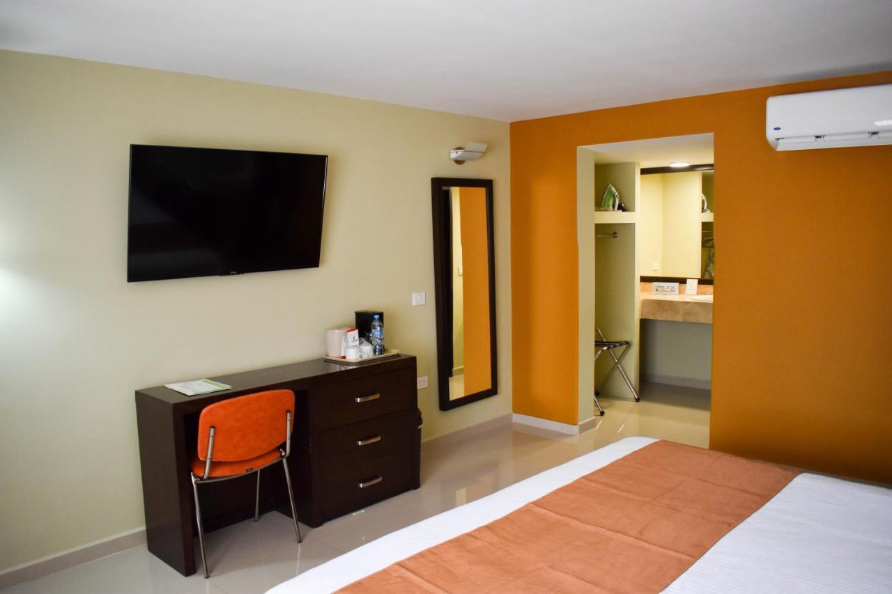 El Camino Hotel & Suites Heroica Caborca Eksteriør billede