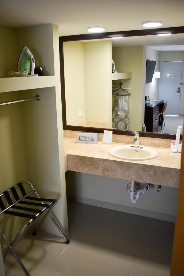 El Camino Hotel & Suites Heroica Caborca Eksteriør billede